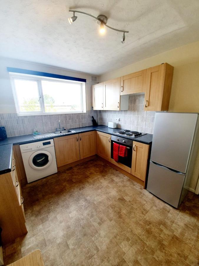 Rayleigh Town Centre 3 Bedroom Apartment מראה חיצוני תמונה